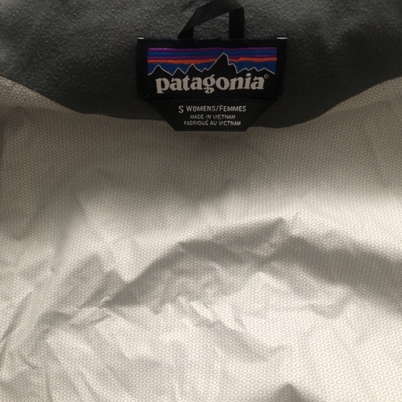 Patagonia Rain Jacket - Picture 3 of 7